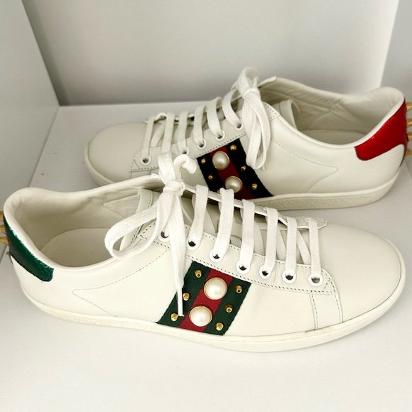 Gucci Shoes - EUC Gucci ACE Sneaker Pearl Studs  Gold Spikes Web White Red Green  BOX 7.5 37.5